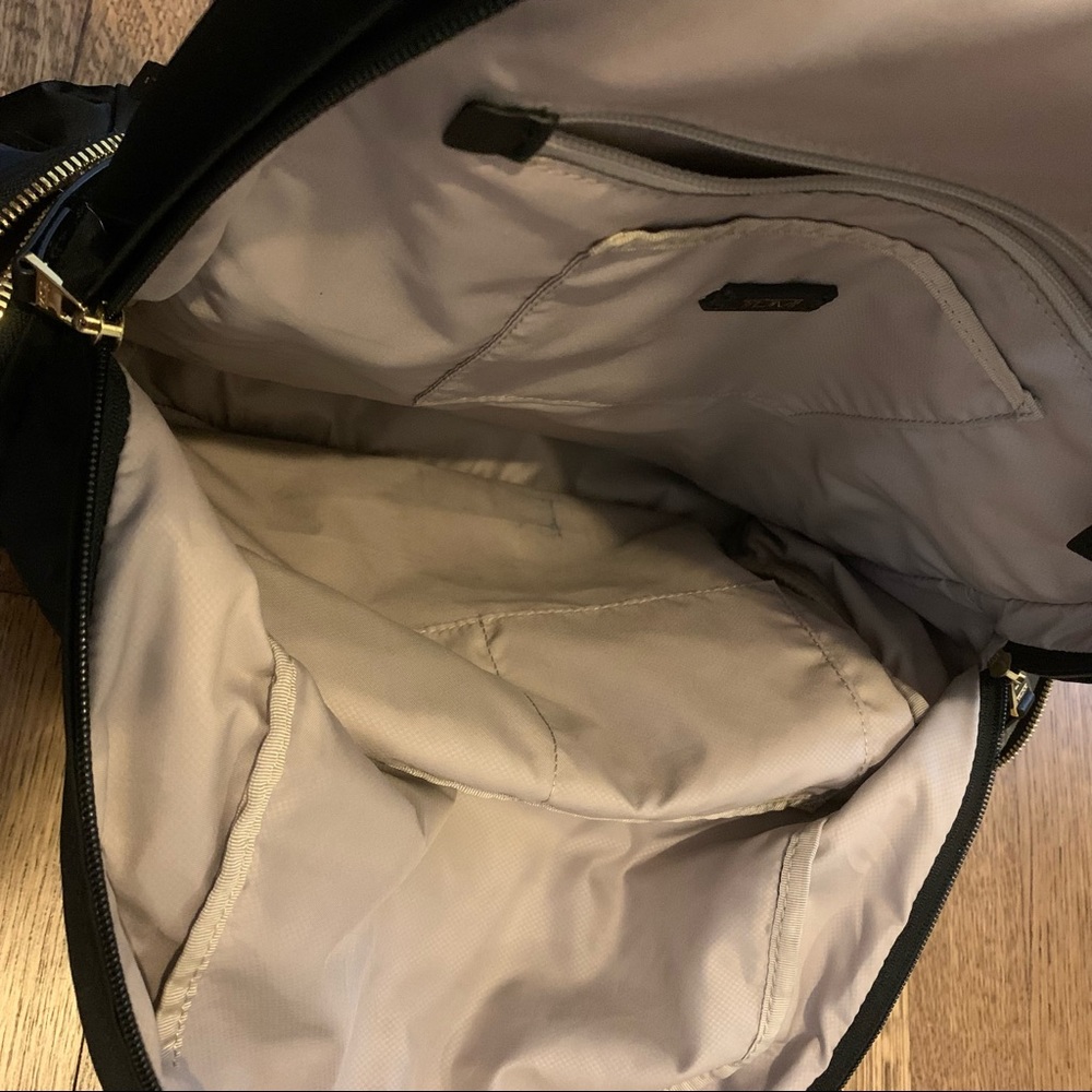 Used Tumi Calais Backpack (extra pictures) - Picture 6 of 10